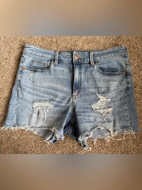 Universal Thread Light Wash Distressed Denim Shorts